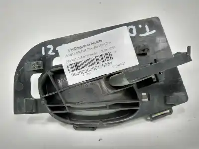 Pièce détachée automobile d'occasion poignée intérieure arrière droite pour peugeot 206 berlina xt références oem iam 9632918877  9623698077