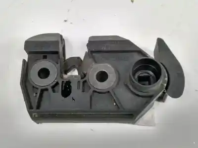 Автозапчастина б/у замок багажника / ворот для land rover range rover iii (l322) 3.0 d 4x4 посилання на oem iam 51247016048  