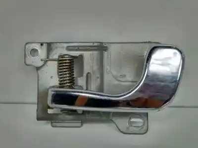Second-hand car spare part interior left rear handle for mitsubishi montero (v20/v40) 4m40 oem iam references  Second-hand car spare part interior left rear handle for mitsubishi montero (v20/v40) 4m40 oem iam references