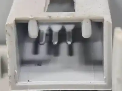 Peça sobressalente para automóvel em segunda mão luz interior por mazda 2 lim. (de) f6jb referências oem iam   