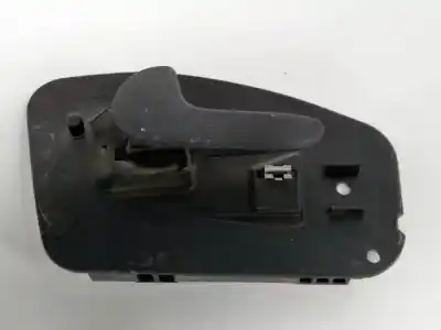 Second-hand car spare part interior left rear handle for opel corsa c d-y17dtl oem iam references 13104269g