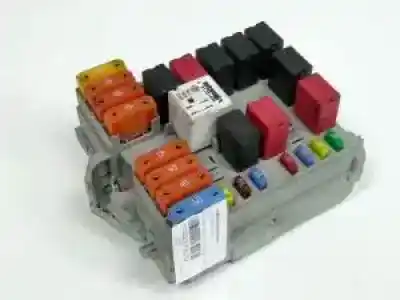 Second-hand car spare part fuse box unit for fiat croma (194_) 2.2 16v oem iam references 0051738102057657