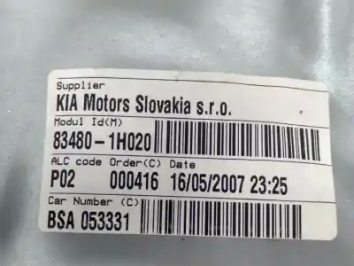 Автозапчасти б/у задний правый стеклорегулятор за kia cee´d d4fb-ul ссылки oem iam 834801h020  