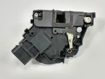 Peça sobressalente para automóvel em segunda mão fechadura da porta traseira esquerda por ford focus berlina (cap) d/kkda referências oem iam 4m5ar26413bc