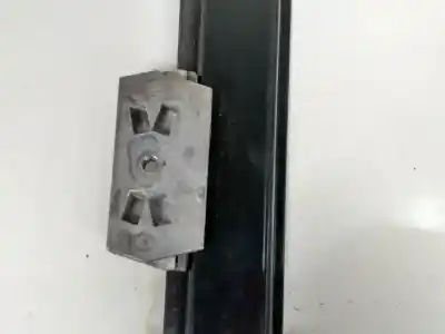 Second-hand car spare part passenger side right window regulator for land rover range rover iii (l322) 3.0 d 4x4 oem iam references 83810209  