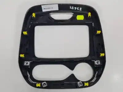 Автозапчастина б/у передні молдинги для renault captur (j5al) k9k628 посилання на oem iam 682700795r  682707901r