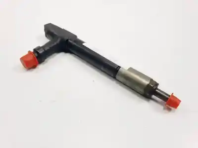 Second-hand car spare part injector for mazda premacy (cp) rf4f oem iam references d73908b  