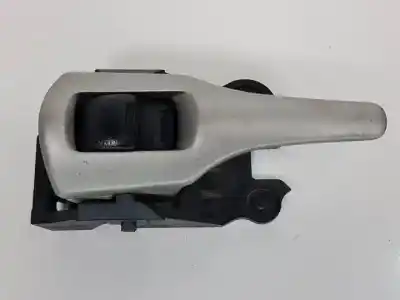 Автозапчасти б/у внутри передней правой ручки за toyota auris (_e15_) 2.0 d-4d (ade150_) ссылки oem iam 62318a2