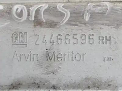 Pezzo di ricambio per auto di seconda mano alzacristalli anteriore destro per opel corsa c g-z12xe riferimenti oem iam 24466594  24466596