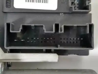 Автозапчастина б/у регулятор переднього правого скла для volkswagen jetta (1k2) bkc посилання на oem iam 992729105  