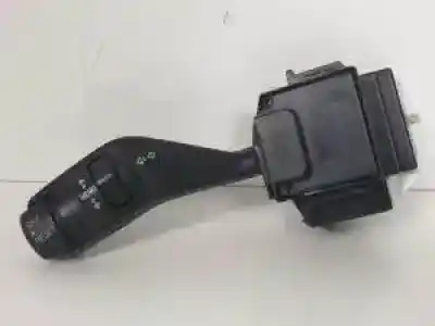 Peça sobressalente para automóvel em segunda mão COMUTADOR DE PISCAS  por FORD FOCUS BERLINA (CAP)  Referências OEM IAM 17D940A  