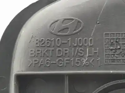 Автозапчастина б/у ліва задня внутрішня ручка для hyundai i20 (bc3) g4la посилання на oem iam 826101j000  