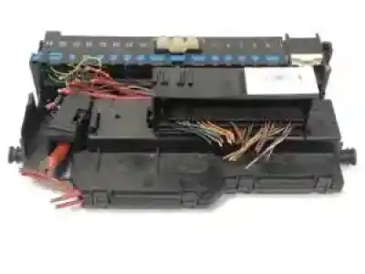 Second-hand car spare part fuse box unit for bmw serie 3 compact (e46) n42b18 oem iam references 90205123  