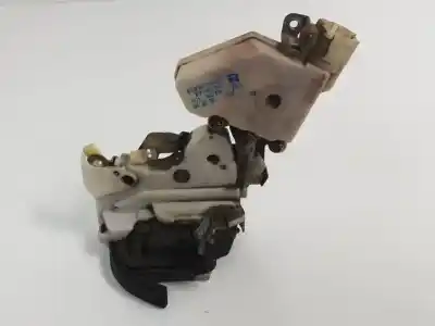 Second-hand car spare part rear right door lock for nissan primera berl./ traveller (p10/w10) sr20de oem iam references 8255279901  