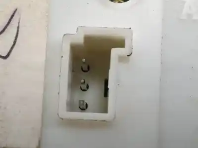 Second-hand car spare part right front power window switch for bmw serie 7 (e65/e66) n62b44 oem iam references 6917107  