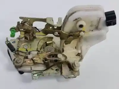 Pezzo di ricambio per auto di seconda mano serratura porta posteriore sinistra per mitsubishi montero (v60/v70) d-4m41 riferimenti oem iam   