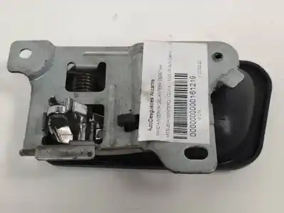 Автозапчастина б/у усередині передня права ручка для mitsubishi montero (v20/v40) 6g72 посилання на oem iam mb517468  