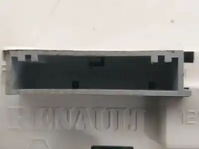 Second-hand car spare part multifunction display for renault clio ii fase i (b/cbo) d4f712 oem iam references 7700436307a  