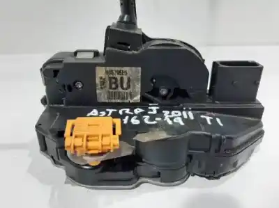Second-hand car spare part rear left door lock for opel astra j lim. a17dts oem iam references 3023881  