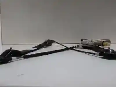 Peça sobressalente para automóvel em segunda mão elevador de vidros dianteiro direito por bmw serie 3 berlina (e90) 204d4 referências oem iam 6927028  