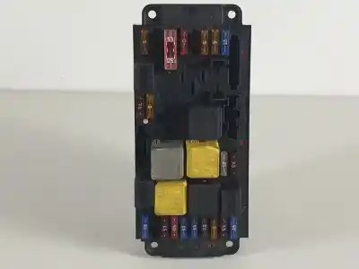 Pezzo di ricambio per auto di seconda mano scatola relè/fusibili per mercedes-benz clase clk (w209) coupe 612 967 riferimenti oem iam 2095451401 5dk00848512 