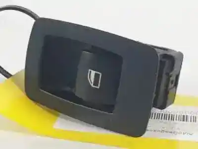 Peça sobressalente para automóvel em segunda mão botão / interruptor elevador vidro traseiro direito por bmw serie 3 berlina (e90) 204d4 referências oem iam 6945874