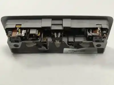 Автозапчасти б/у внутренний свет за mitsubishi montero (v60/v70) d-4m41 ссылки oem iam mr330450  