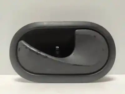 Peça sobressalente para automóvel em segunda mão puxador interior traseiro direito por renault clio iii k9k766 referências oem iam 310580