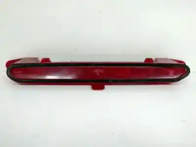 Peça sobressalente para automóvel em segunda mão farolim de travão central por ford focus cabrio (ca5) g6db referências oem iam 6n4113a613a