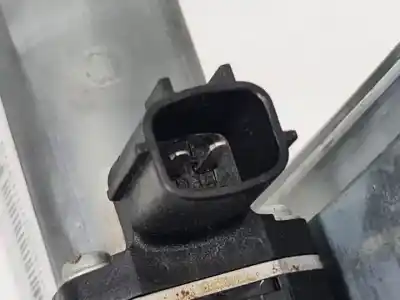 Автозапчасти б/у регулятор стекла переднего правого за renault captur (j5al) k9k628 ссылки oem iam 128001471b  