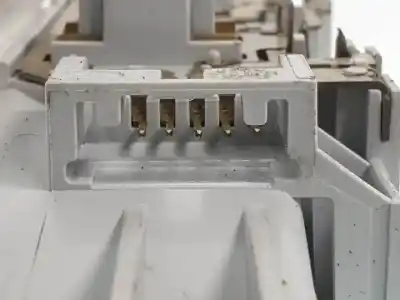 Peça sobressalente para automóvel em segunda mão luz interior por renault modus k4j770 referências oem iam   