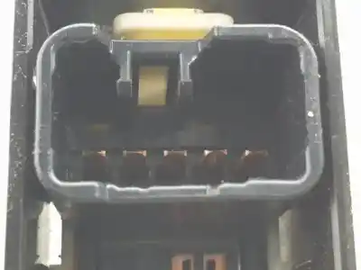 Автозапчасти б/у выключатель переднего правого окна за mitsubishi outlander (cw0) 4hk ссылки oem iam mr587944  