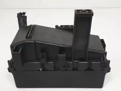Second-hand car spare part fuse box unit for nissan navara pick-up (d40m) yd25ddti oem iam references 63564005  