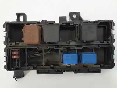 Second-hand car spare part fuse box unit for nissan navara pick-up (d40m) yd25ddti oem iam references 63564005  