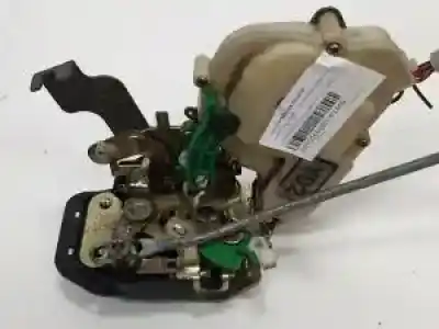 Second-hand car spare part front right door lock for kia sorento (bl) d4cb oem iam references   