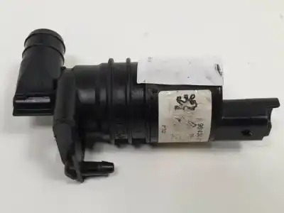 Peça sobressalente para automóvel em segunda mão motor limpa vidros por peugeot 407 2.0 16v hdi cat (rhr / dw10bted4) referências oem iam 9643447780