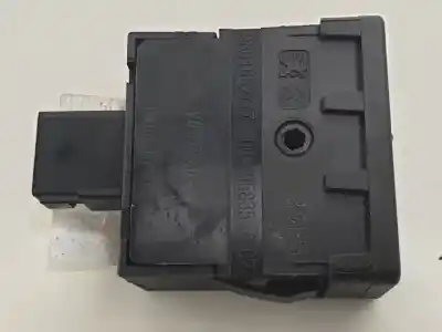 Second-hand car spare part headlights switch for citroen c4 picasso ii 1.6 hdi / bluehdi 115 oem iam references 9801662777  