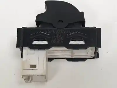 Second-hand car spare part right front power window switch for citroen c4 picasso ii 1.6 hdi / bluehdi 115 oem iam references 96762292zd  