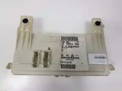 Pièce détachée automobile d'occasion boîtes à fusibles pour ford kuga (cbv) ufda références oem iam 7m5t14a073jg r19f1115af137 xx5xxuxfv600 