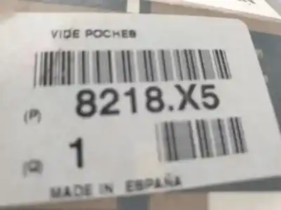 Peça sobressalente para automóvel em segunda mão molduras frontais por citroen xsara picasso 2.0 hdi cat (rhy / dw10td) referências oem iam 9656826177  8218x5