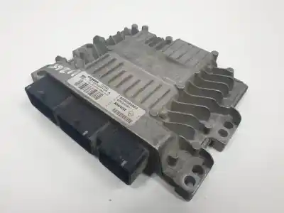 Pièce détachée automobile d'occasion CALCULATEUR MOTEUR ECU pour RENAULT MEGANE II BERLINA 5P  Références OEM IAM 8200565863  S122326109A