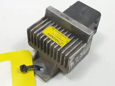 Second-hand car spare part GLOW PLUG for RENAULT TRAFIC II FURGÓN  OEM IAM references 8200859243  