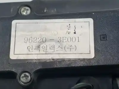 Pièce détachée automobile d'occasion antenne pour kia sorento (bl) d4cb références oem iam 962203e001  