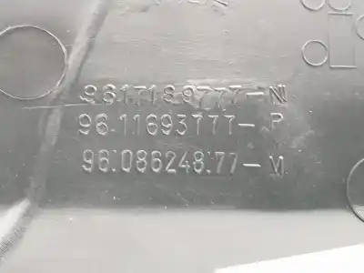 Pièce détachée automobile d'occasion enjoliveur avant pour citroen zx g-kfx références oem iam 9617189777 95661823 