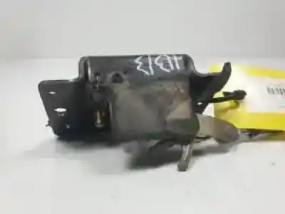 Second-hand car spare part trunk lock for kia carnival d/j3 oem iam references   