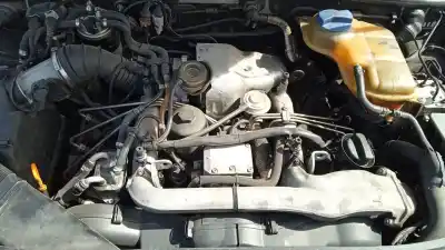 Pezzo di ricambio per auto di seconda mano motore completo per audi a6 avant (4b5) ake riferimenti oem iam ake  