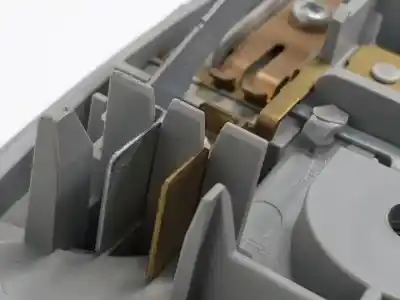 Автозапчасти б/у внутренний свет за mitsubishi outlander (cw0) 4hk ссылки oem iam   