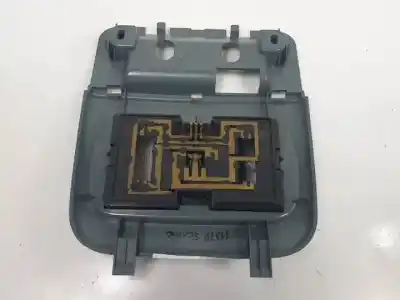 Автозапчасти б/у внутренний свет за renault megane i scenic (ja0) k7m702 ссылки oem iam 7700832029  93176210