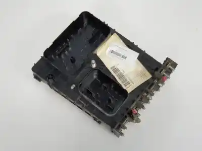 Автозапчасти б/у блок реле/предохранителей за volkswagen caddy ka/kb (2k) bjb ссылки oem iam 1k0937535h  1k0937804b