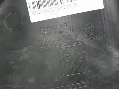 Автозапчастина б/у обликка задніх правіх дверей для jeep cherokee (kl) ebt посилання на oem iam 2430409ab  